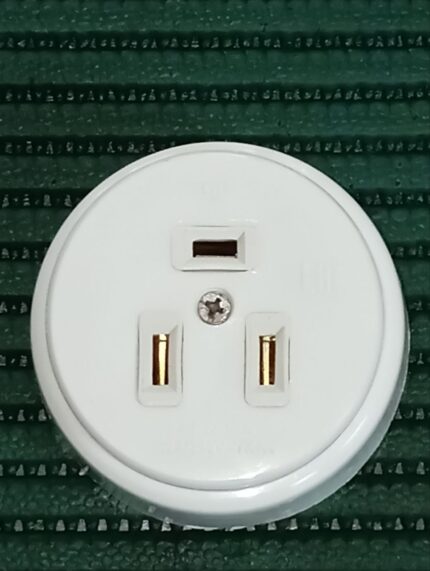 Розетка электрическая