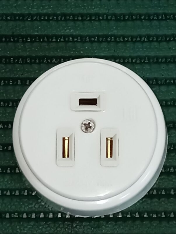 Розетка электрическая